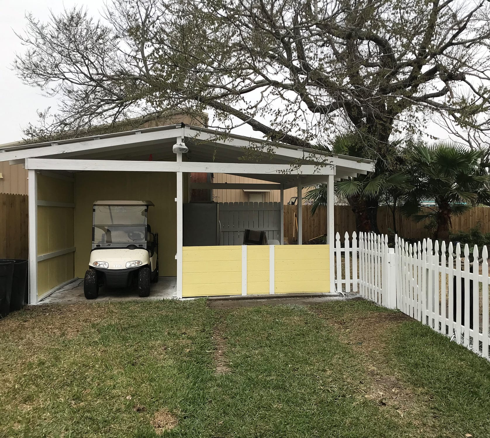 Storage area... and Rockport town car carport!